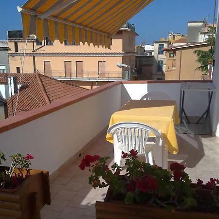B&B Villa Palma 마리나디카메로타 외부 사진